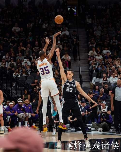 文班亚马25+9马刺狂胜爵士 布克40分太阳翻盘快船 文班亚马25+9马刺狂胜爵士 布克40分太阳翻盘快船